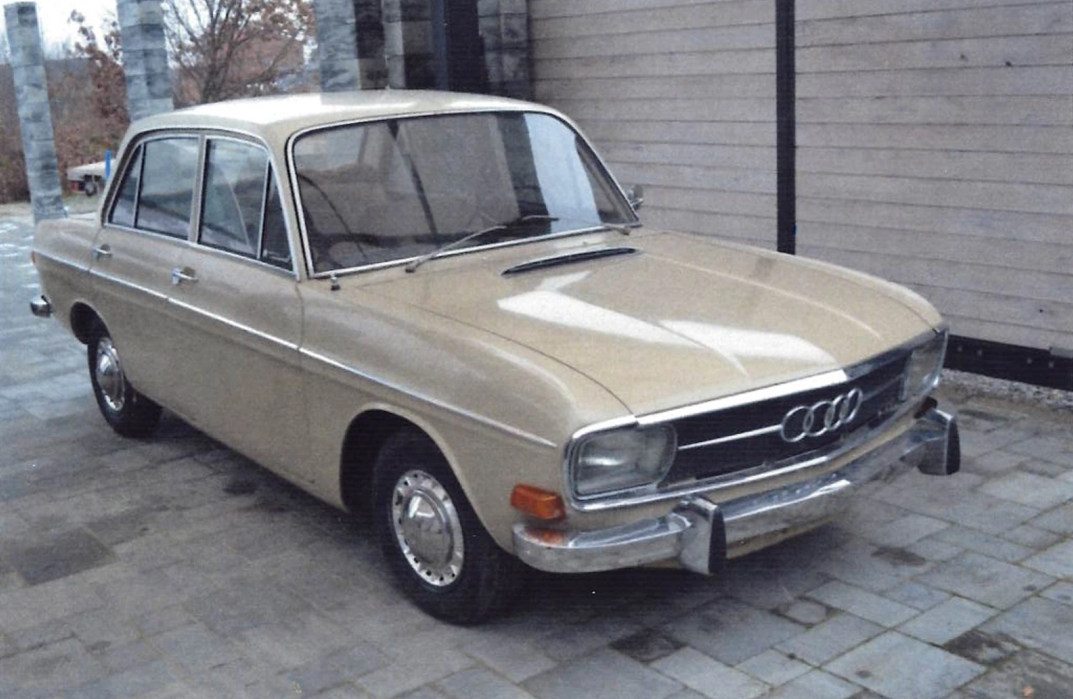 Audi 60/4T